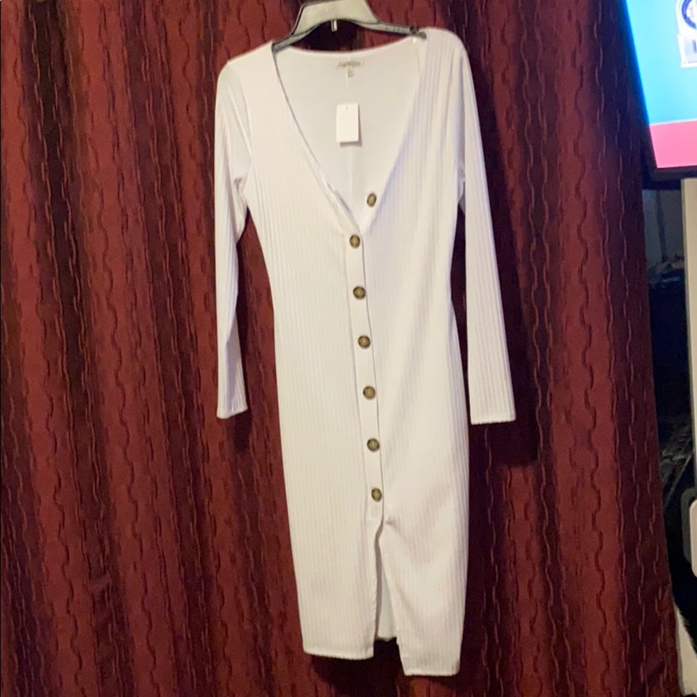 White (Med) button down dress brand new